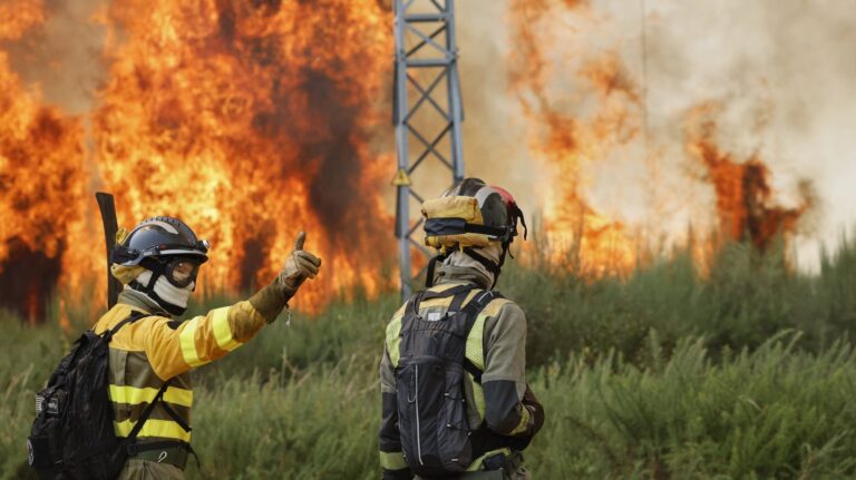 Massive wildfire forces evacuations in southern Spain as heatwave intensifies